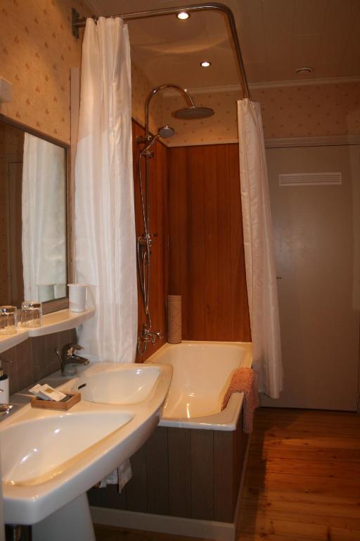 B&B Domein Leegendael Ruddervoorde Bilik gambar